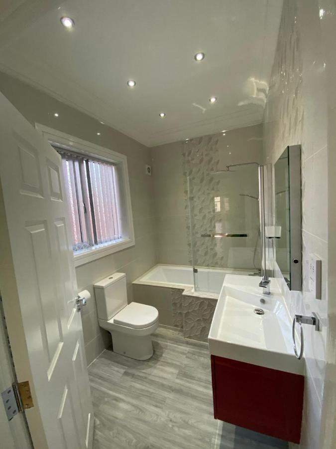 Designer Apartment Apt6 Wolverhampton Exterior photo